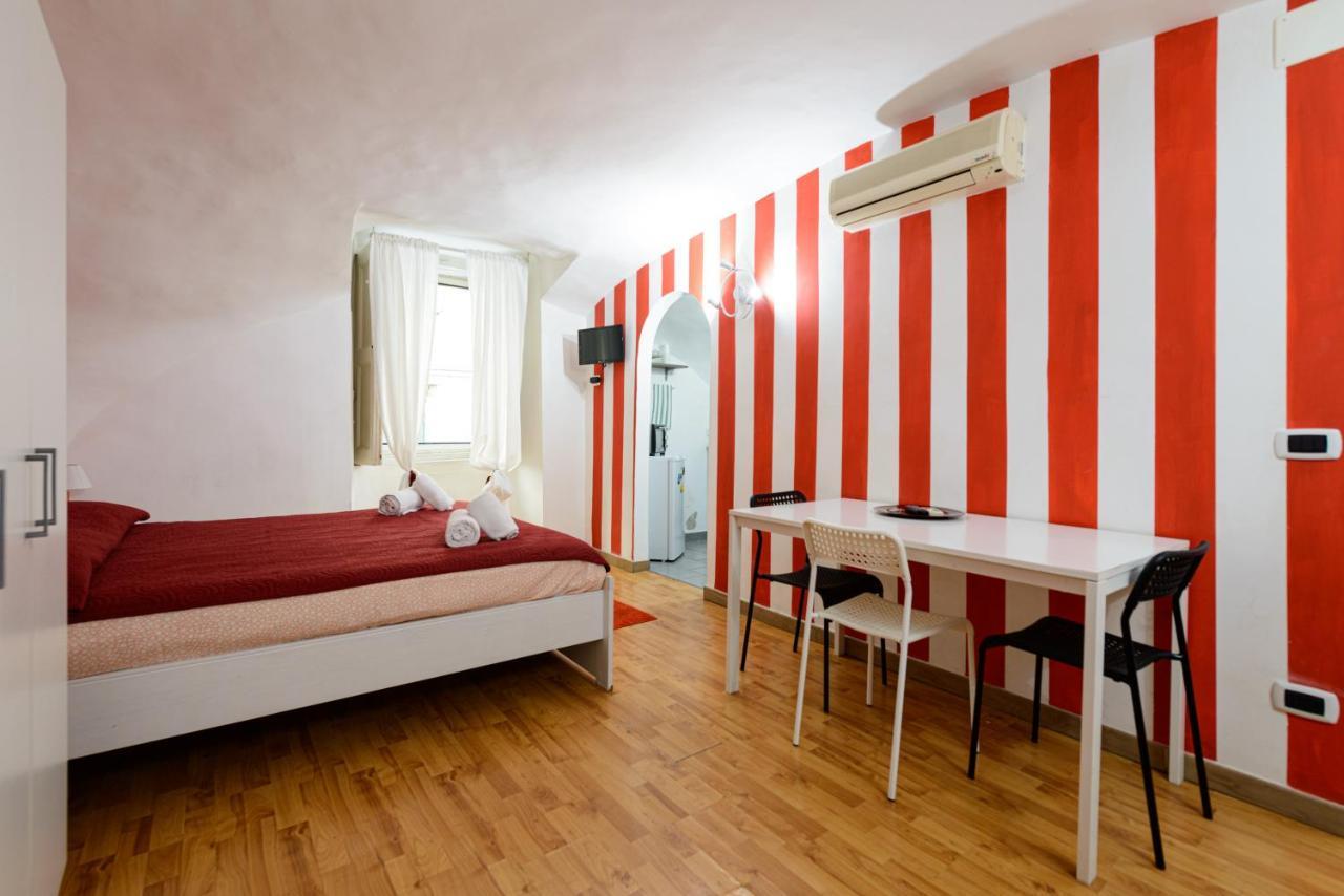 Chiaia Accommodations Napoli Exterior foto